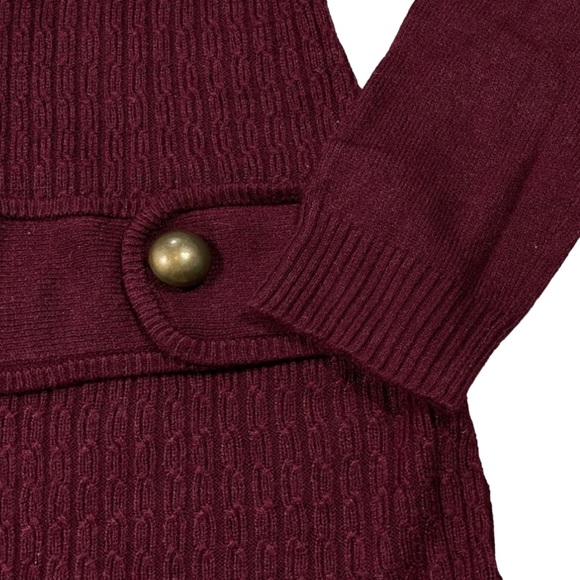 By & By size medium maroon sweater mini dress faux belt with gold accents NWOT - Picture 4 of 11
